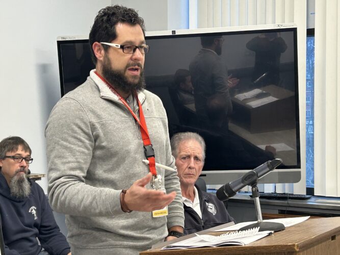 Ohio County Paramedics Seeking Pay Parity With Sheriff's Deputies